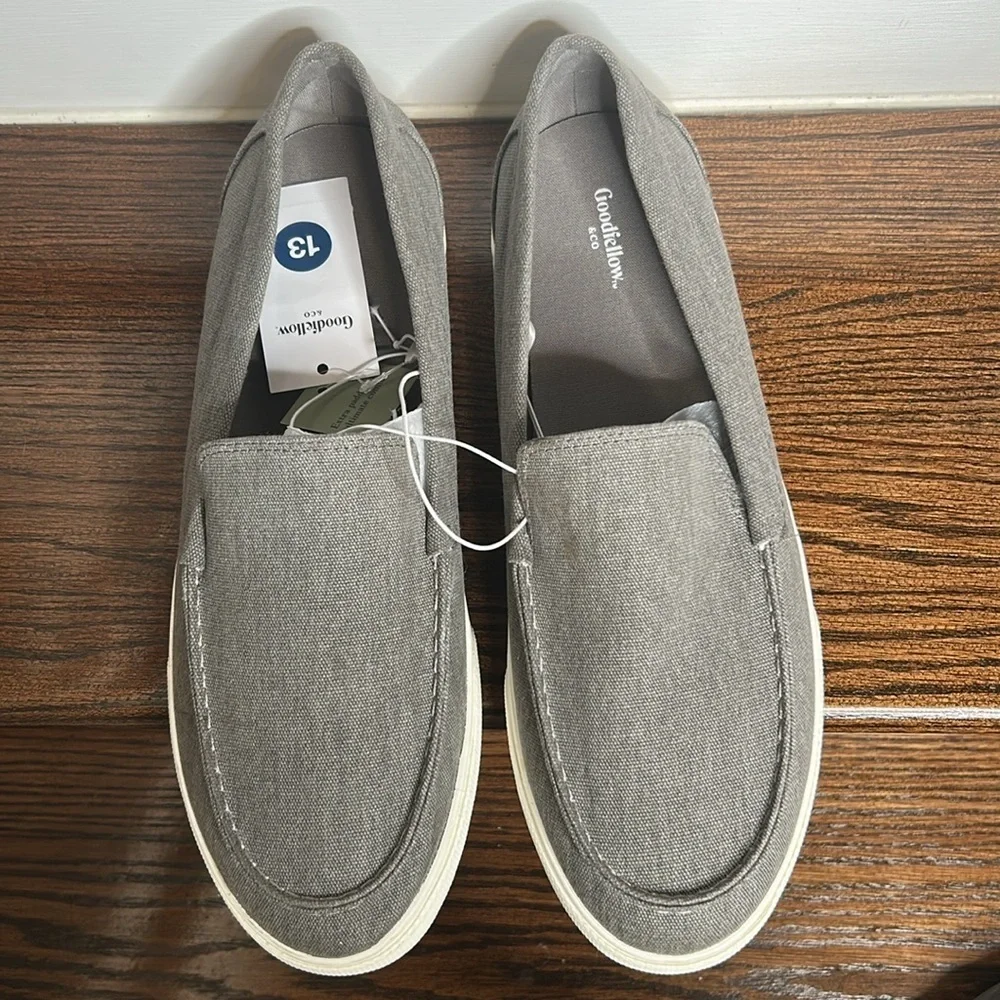 Men's Gabe Gray Slip On Shoes, Sz.13, NWT